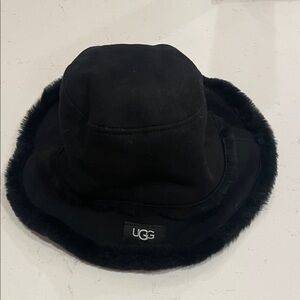 UGG Shearling Bucket Hat